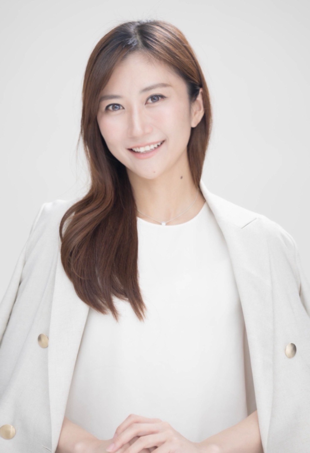 株式会社HELMIO 代表 新島麻生